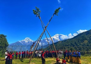 दसैँमा गाउँ नै रमाइलो....